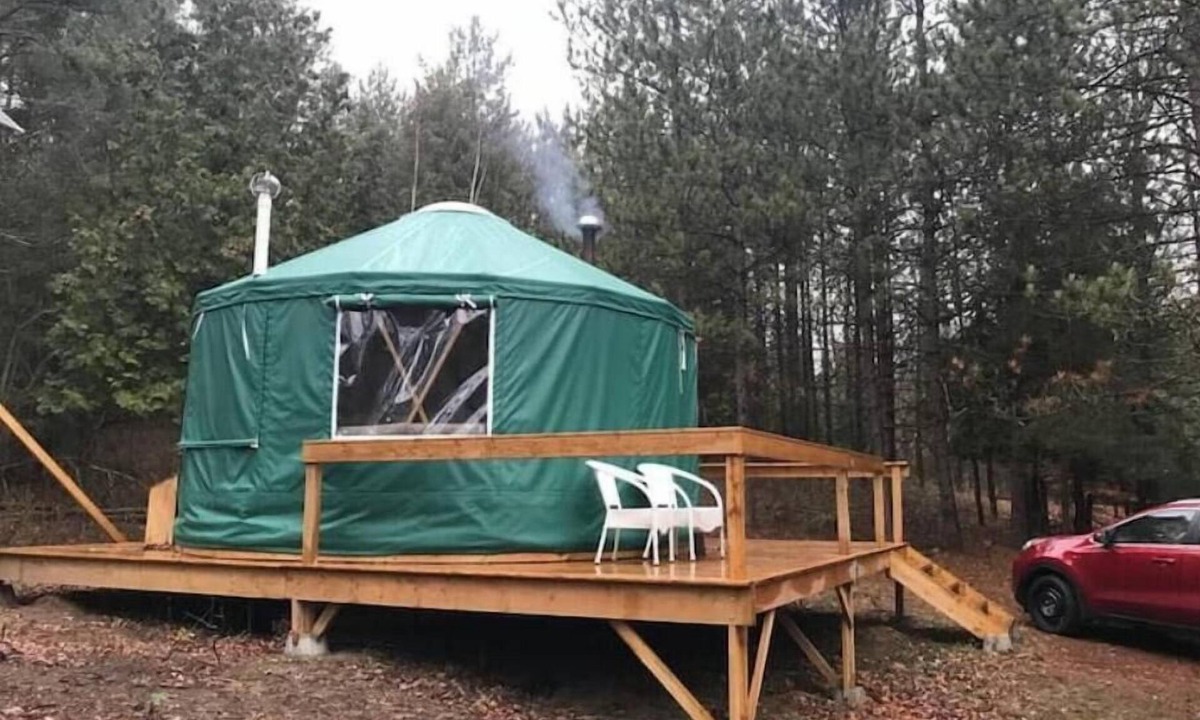 Scugog House | Forest Yurt 1 hour from Toronto