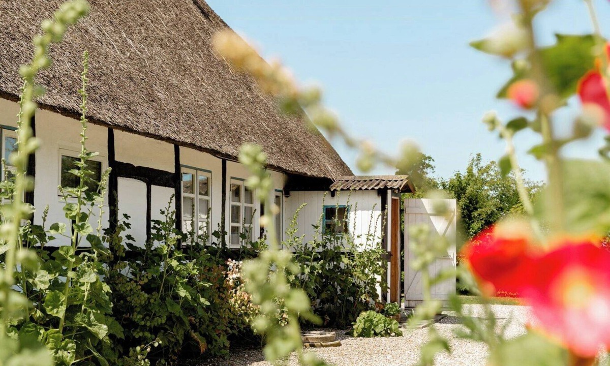 Maribo House | Forester's house by the forest and lake