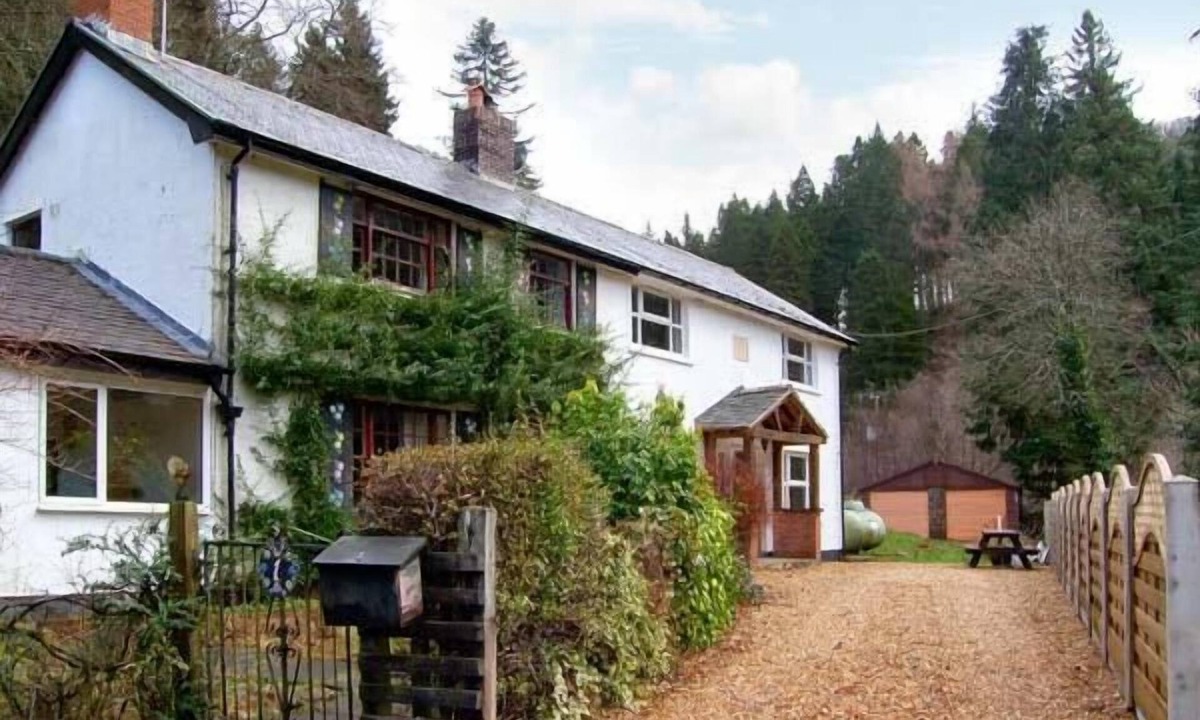 Bala Cottage | Forestry Cottage