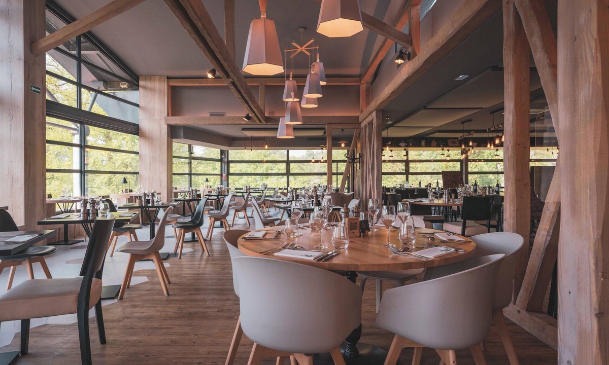 Forges-les-Eaux Hotel | Forges Hotel