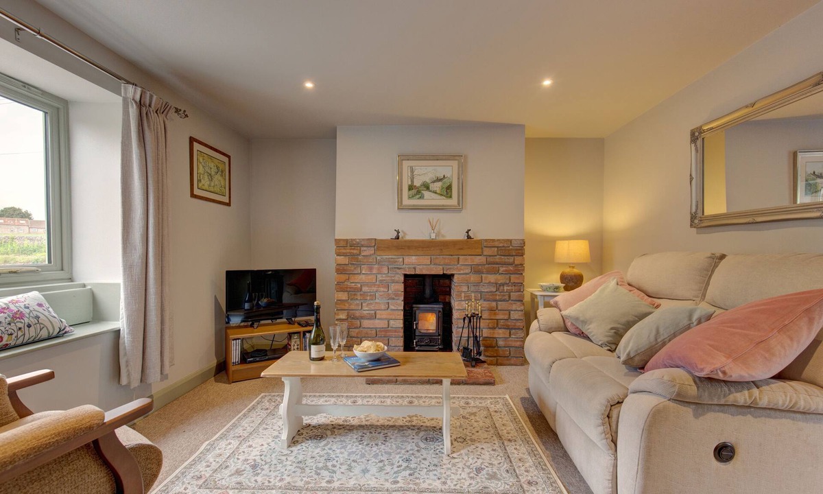 Binham Cottage | Forget Me Not Cottage