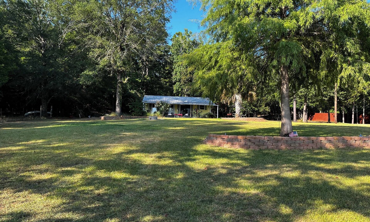 Laneville Cabin | Forget your worries! Your on Lake Striker time!