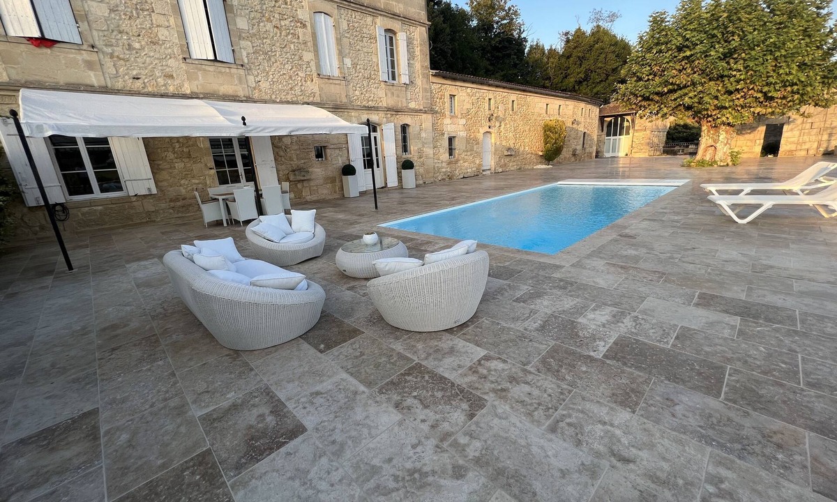 Bourg-sur-Gironde House | Former 17th-century winegrowing estate