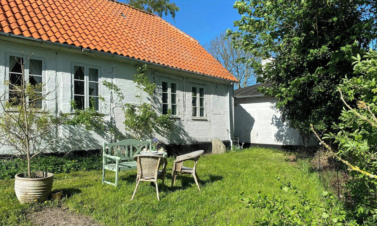 Nyord Apartment | Former vicarage on Nyord close to the sea