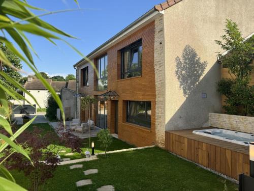 Etaules Bed & Breakfast | FORMOSA DIJON