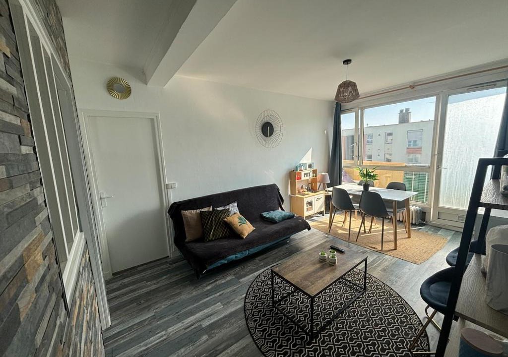 Saint-Etienne-des-Hautes-Terres Apartment | Fort de Tourneville Le Tétris