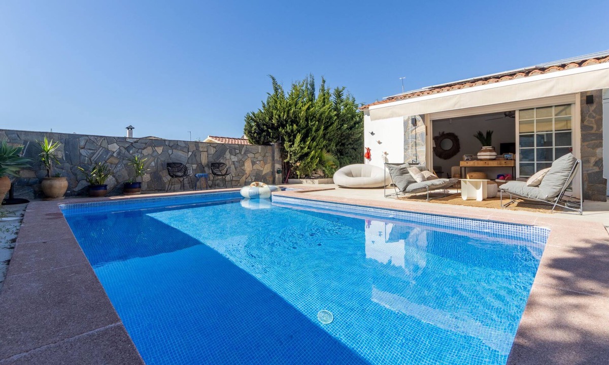 Cambrils House | Fortuna by Interhome
