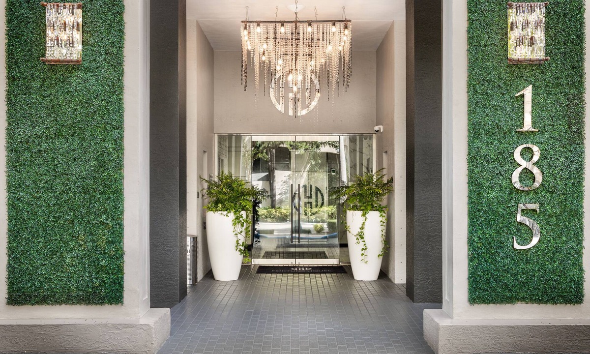 Brickell Hotel | Fortune House Hotel Suites