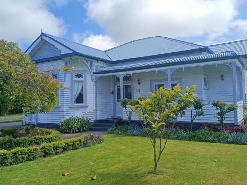 Hawera Bed & Breakfast | Fossil Coast B&B