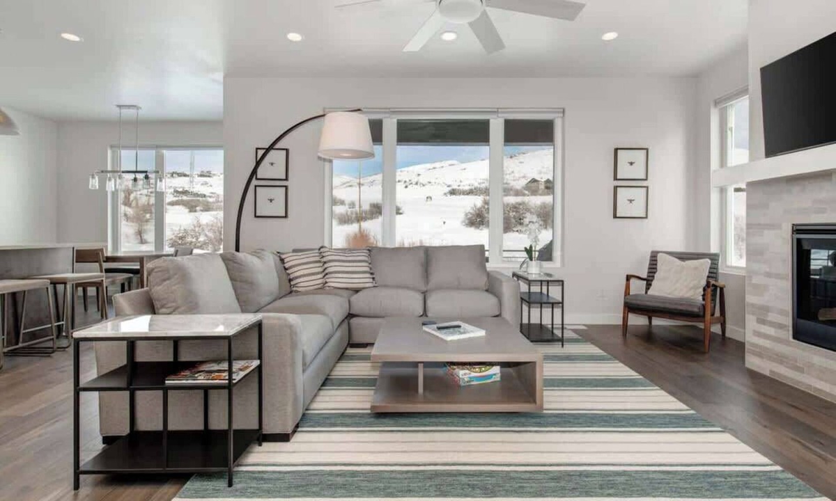 Deer Mountain Condo | Four Bedroom Hideout Townhome with Private Hot Tub