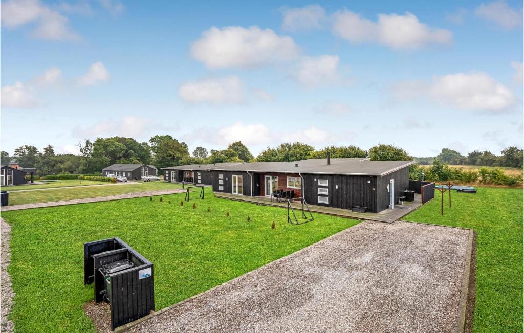 Fynshav House | Four-Bedroom Holiday Home Haderslev With A Room Hot Tub 08