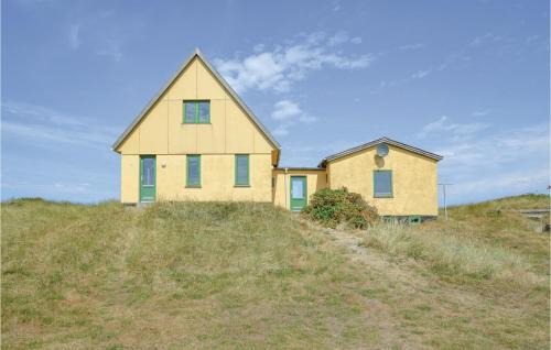 Lild Strand House | Four-Bedroom Holiday Home In Frostrup