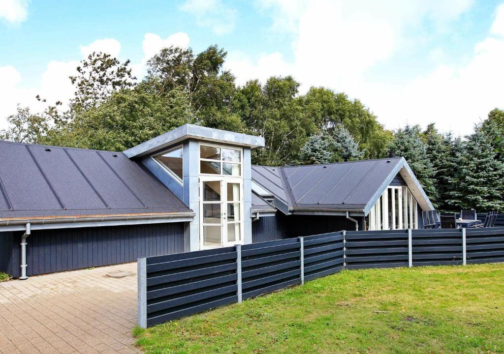 Jegum House | Four-Bedroom Holiday home in Oksbøl 17