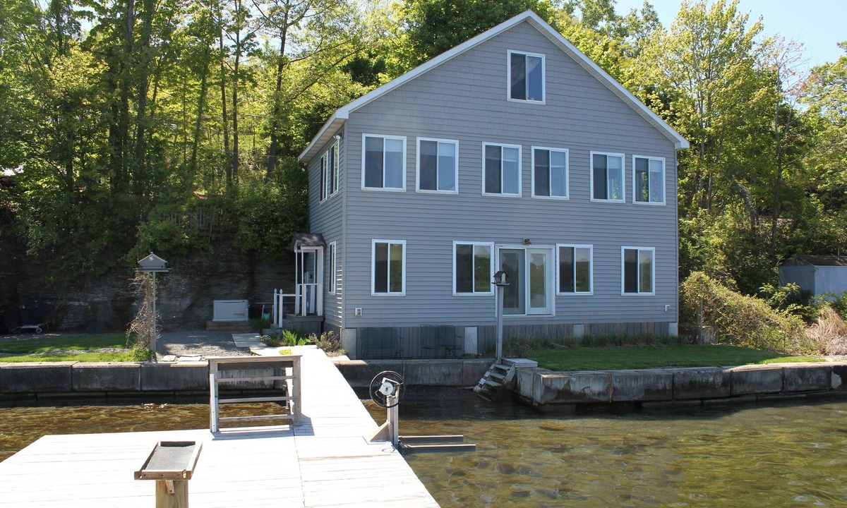 Town of Reading House | Four Bedroom Home Right on Seneca Lake