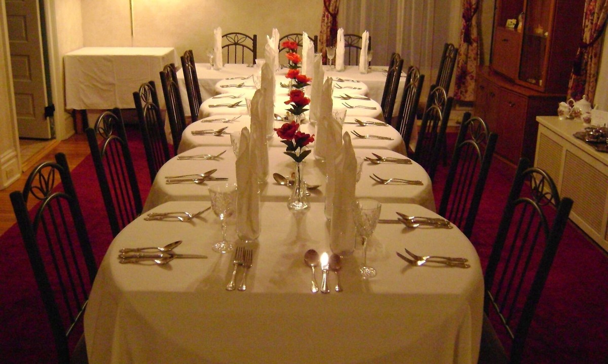 Girard Bed & Breakfast | Four Creeks Bed & Breakfast