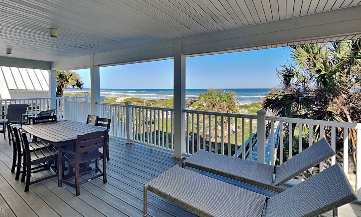 Crescent Beach Cottage | Four Palms by Distinctive Beach Rentals
