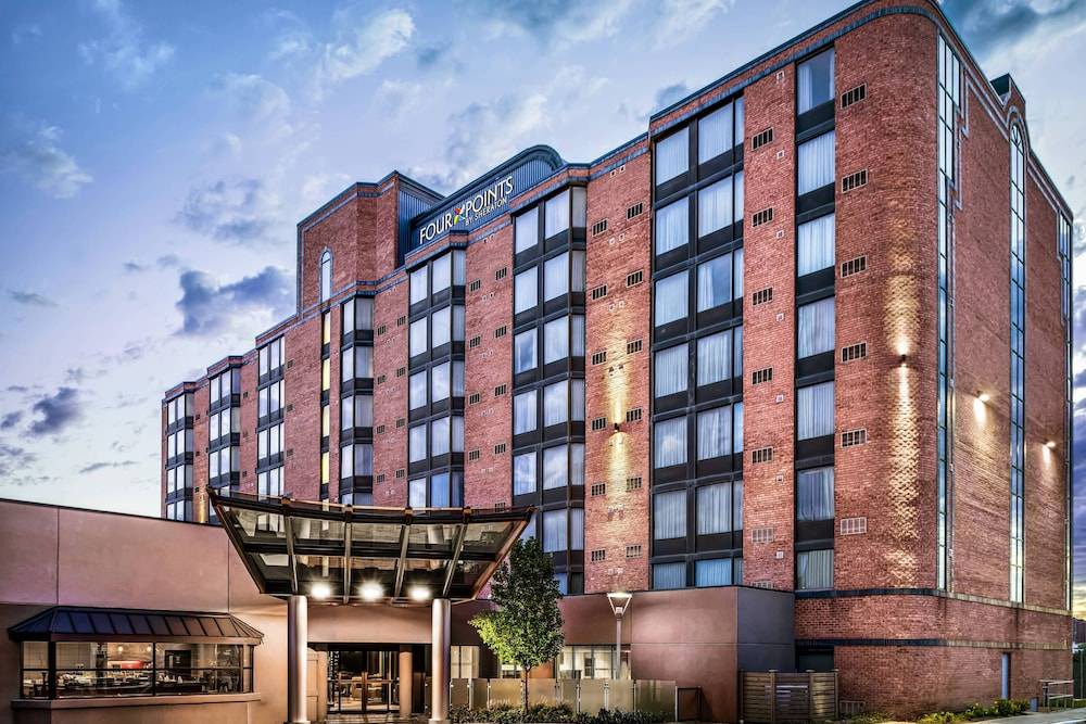 Mississauga Hotel | Four Points by Sheraton Mississauga Meadowvale