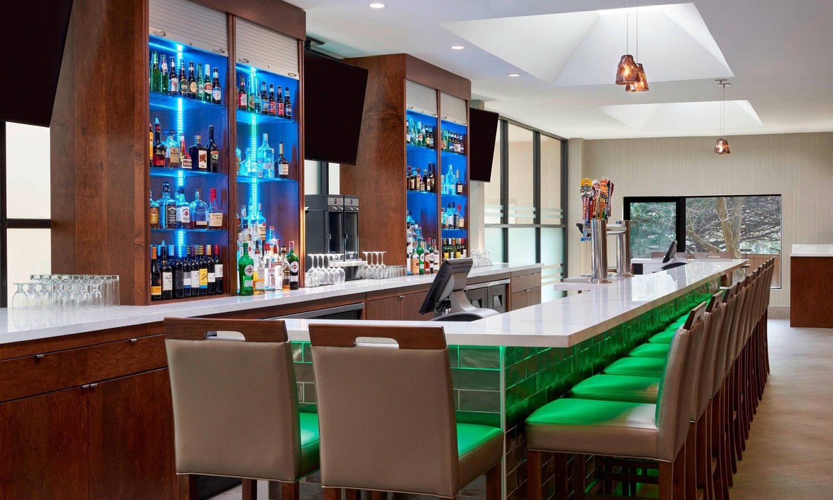 Mississauga Hotel | Four Points by Sheraton Toronto Airport