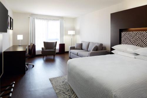 Paine-Sec Hotel | Four Points by Sheraton Lévis Convention Centre