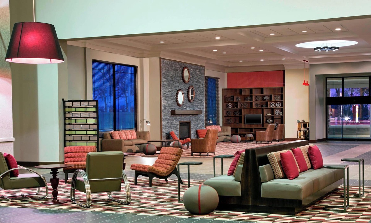 Bentonville Hotel | Four Points by Sheraton Bentonville