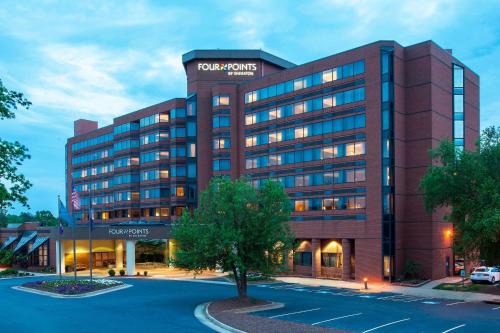 North Chesterfield Hotel | Four Points by Sheraton Richmond