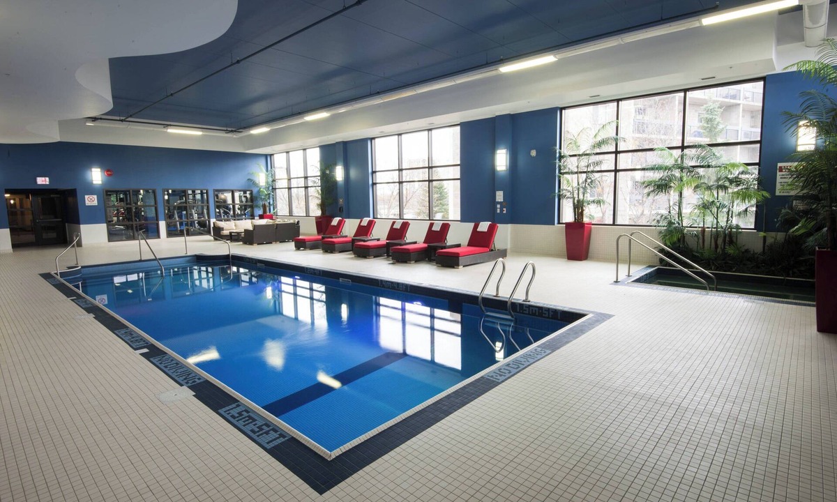 Fort Gary Hotel | Four Points by Sheraton Winnipeg South