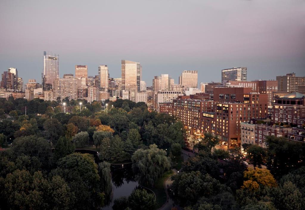 Downtown Boston Hotel | Four Seasons Boston