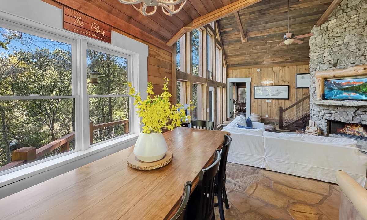 Cashes Valley Cabin | Four Seasons Mountain Escape - Riverfront | Pet Friendly | Hot Tub