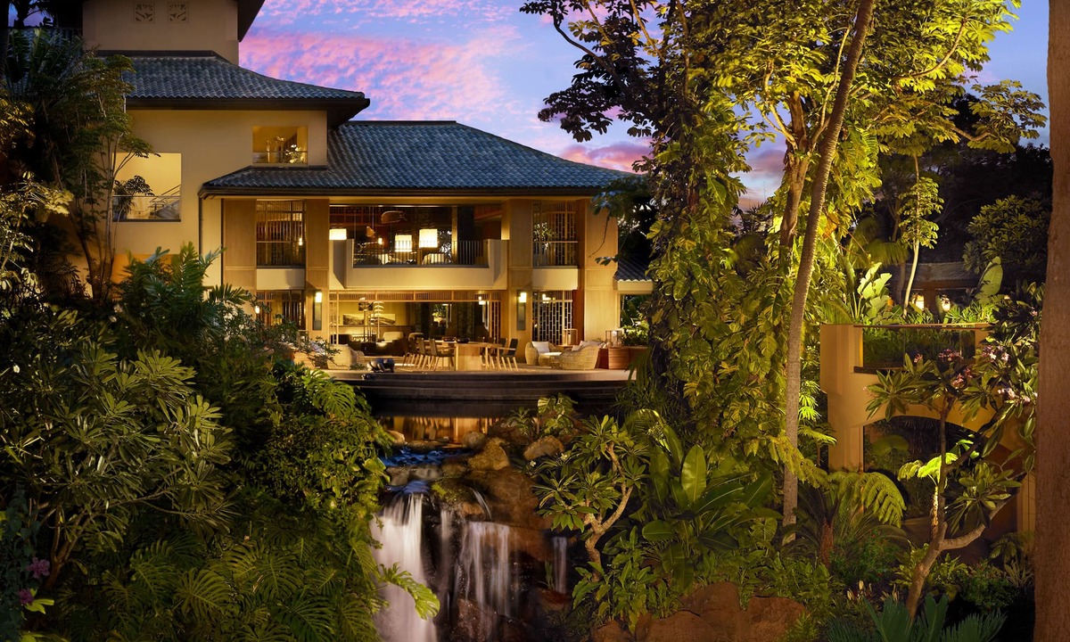 Lanai City Resort | Four Seasons Resort Lanai