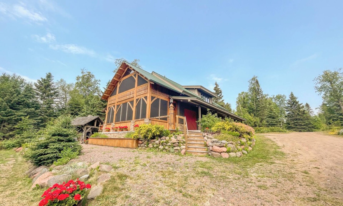 Lutsen House | Four Sisters Loft - Lake Superior - Lutsen - Cascade Vacation Rentals