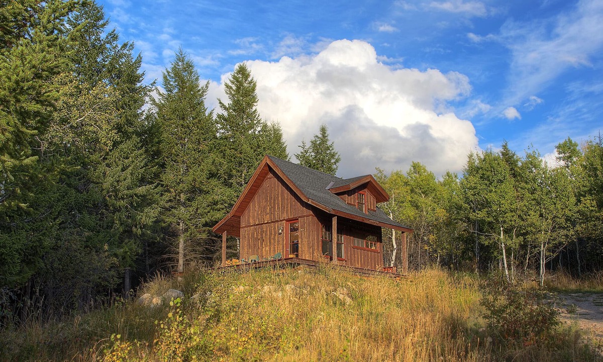 Victor Cabin | Fox Creek cabin in the woods