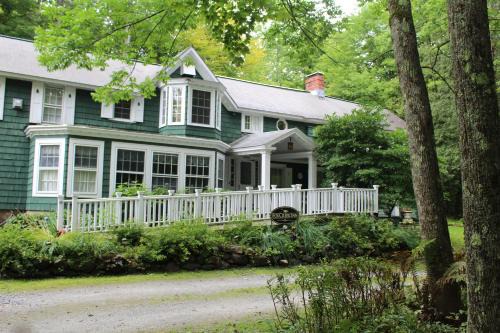 Chittenden Hotel | Fox Creek Inn