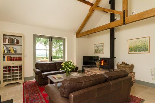 Child Okeford House | Fox Ditch