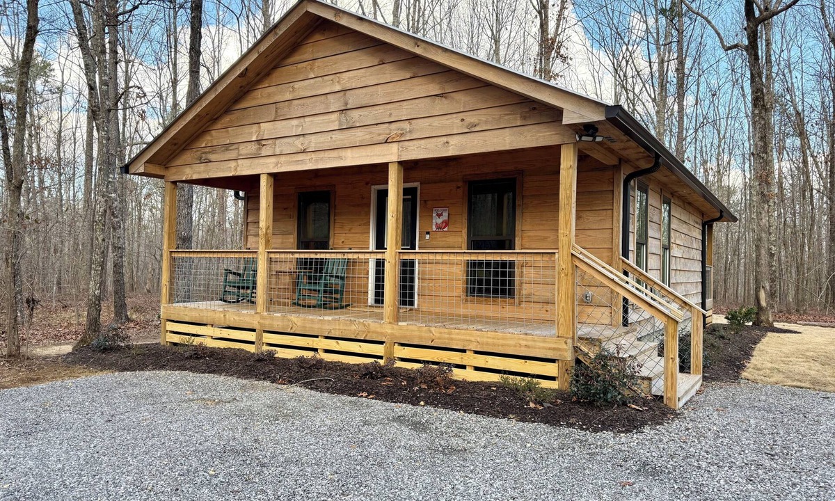 Fort Payne Cabin | Fox Hole Cabin