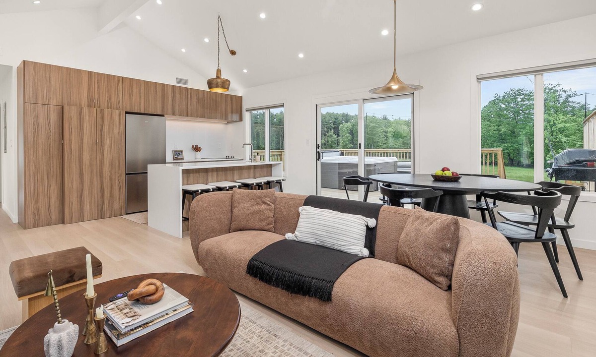 East Durham House | Fox Hollow at Carter Bridge Estate