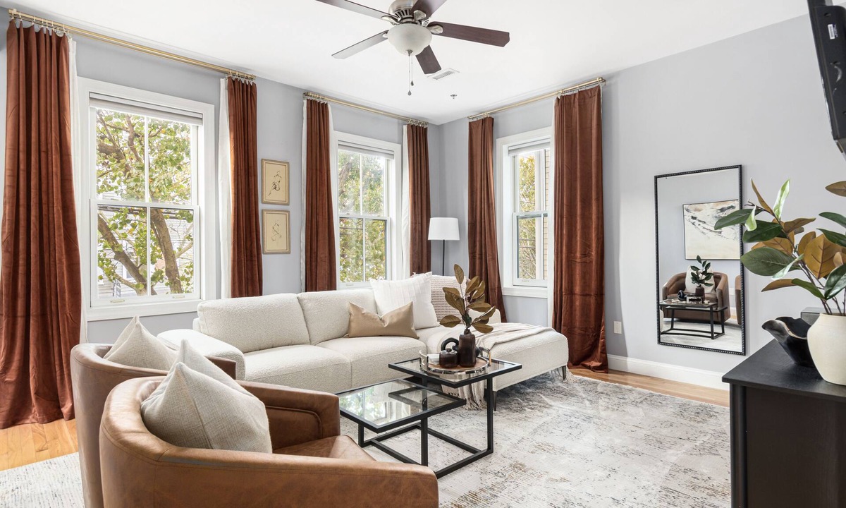 Fox Point Apartment | Fox Point Near Brown, RISD, Marina, Downtown Providence