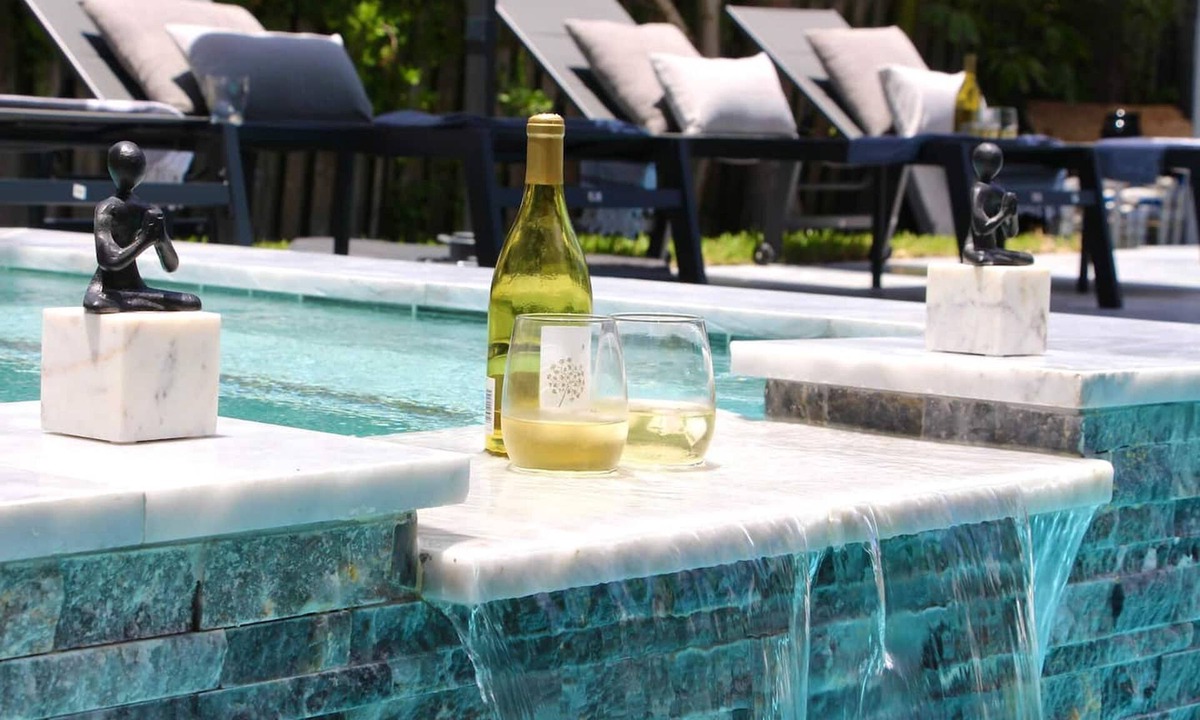 Croissant Park Apartment | Fox Private Resort-heated Pool, Spa-downtown&beach