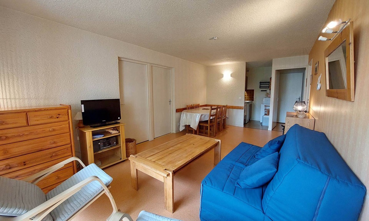 Autrans Apartment | Apartment for 6, balcony, pets allowed, near skiing