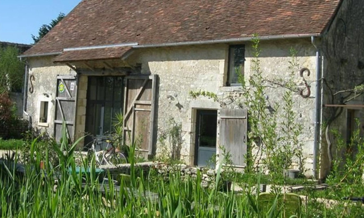 Pouligny-Saint-Pierre House | Gite Communauté de communes Brenne - Val de Creuse-Pouligny-Saint-Pierre, 3 bedrooms, 10 persons