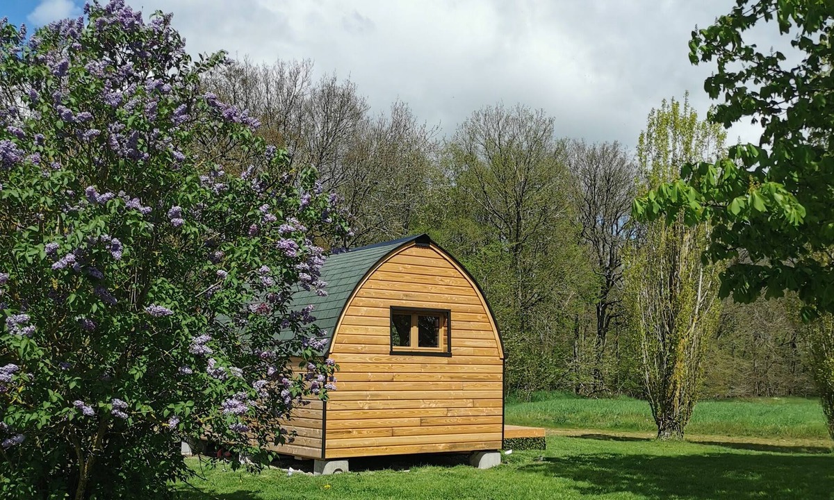 Montigny-sur-Avre Cabin | Vrbo Property