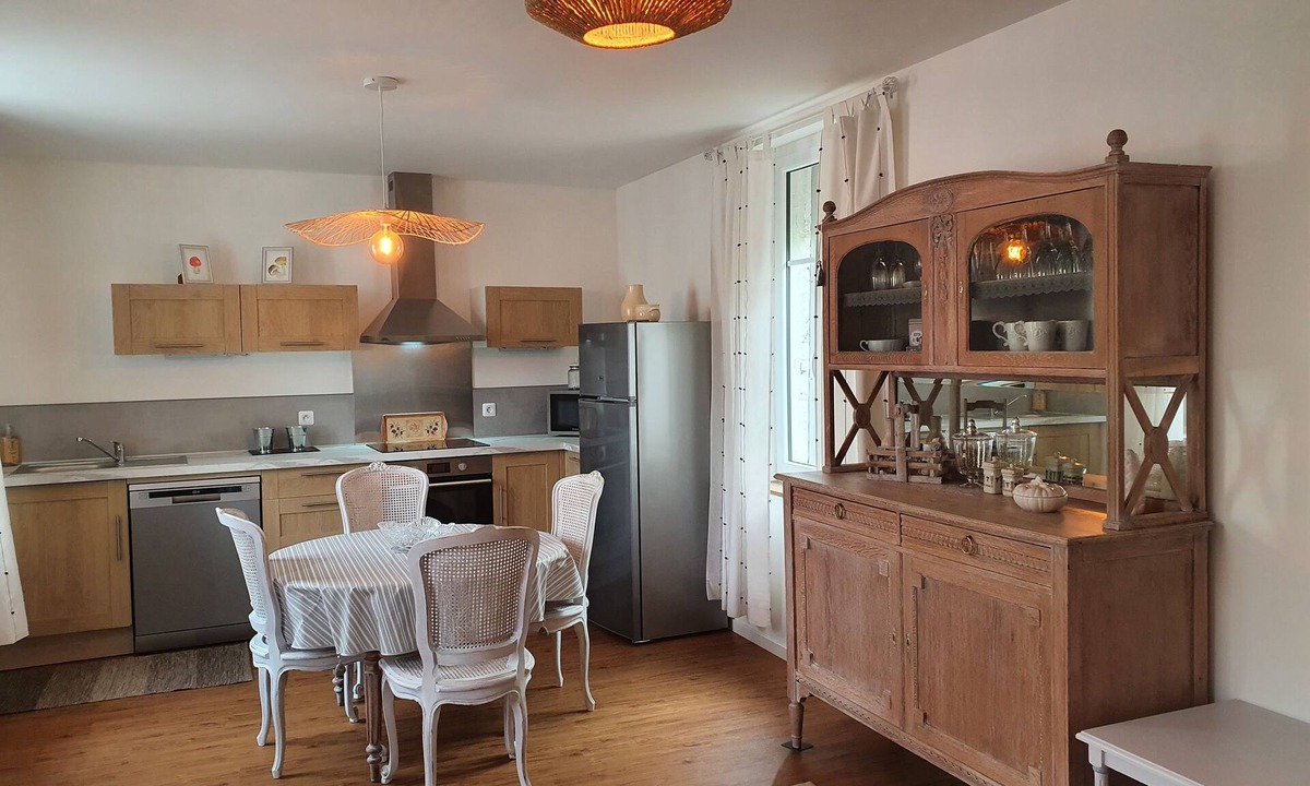 Flavigny-le-Grand-et-Beaurain House | Douce Campagne