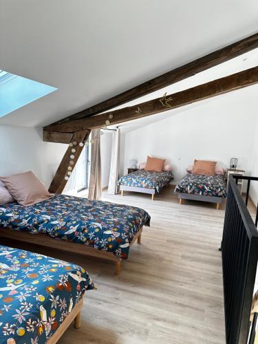 La Chapelle-Saint-Martin-en-Plaine House | Gîte du Chat Roux