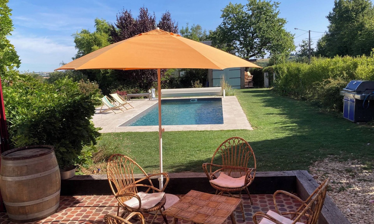 Neuvy-Deux-Clochers House | Charming house with swimming pool