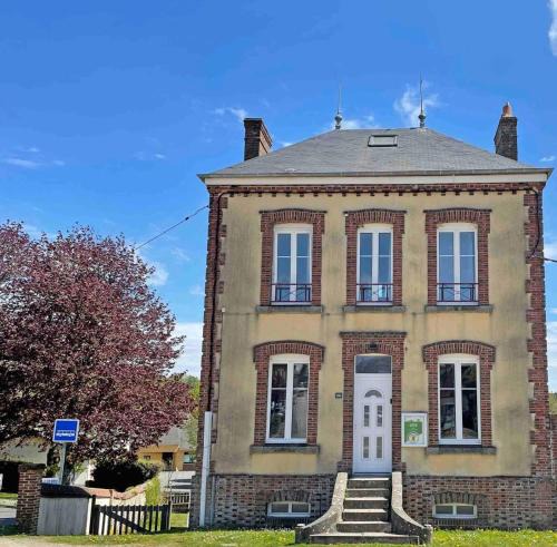 Saint-Evroult-Notre-Dame-du-Bois House | Le refuge de l'abbaye