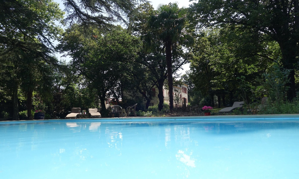 Saint-Affrique-les-Montagnes Cottage | Luxury Cottage with swimming pool