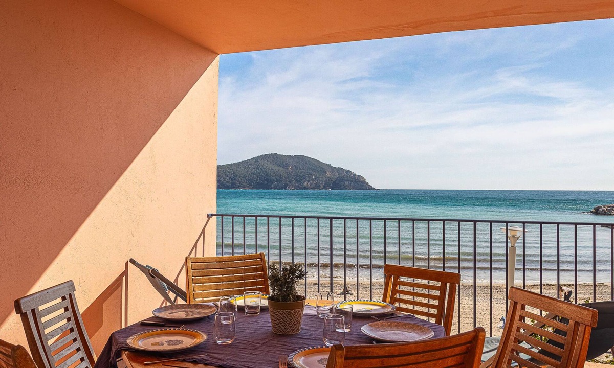 Les Lecques Apartment | Baie des Lecques by Interhome