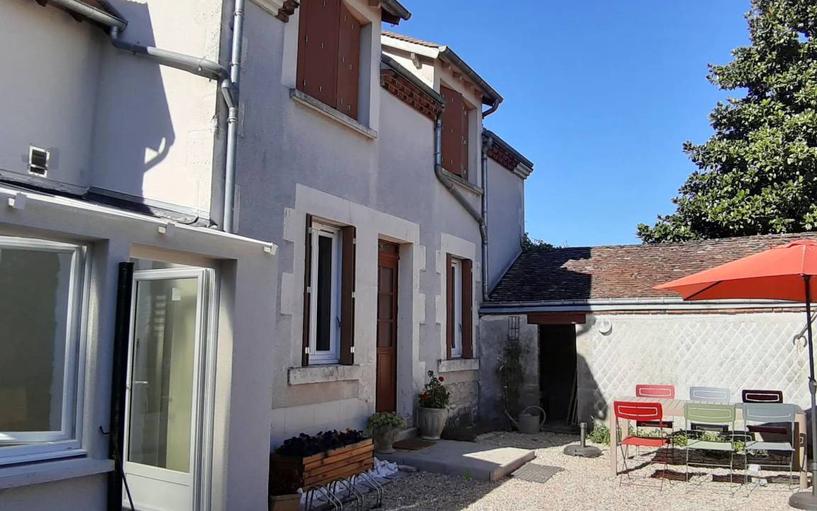 Saint-Hilaire-Saint-Mesmin House | 110 m² House ∙ 3 bedrooms ∙ 7 guests