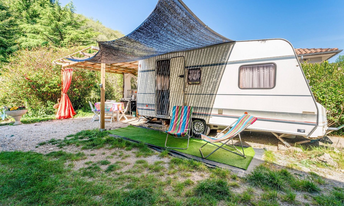 Saint-Sebastien-d'Aigrefeuille House | Caravan for 2 People Near Anduze