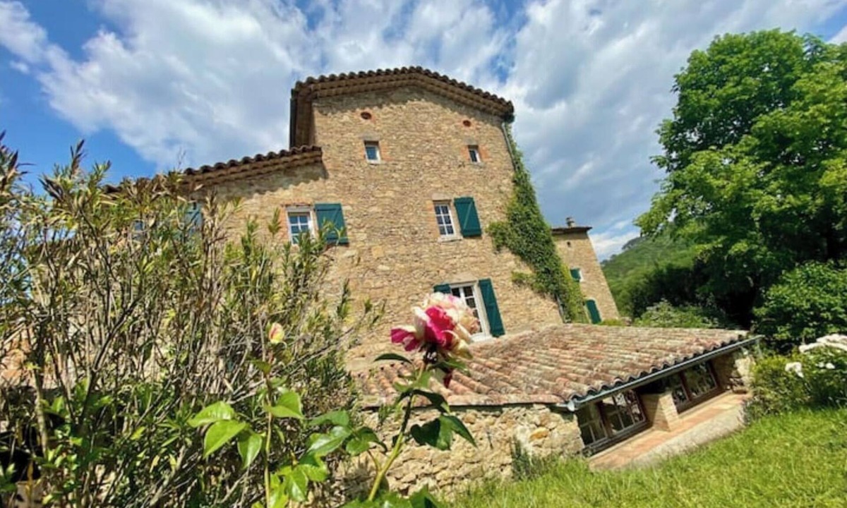 Saint-Sebastien-d'Aigrefeuille House | La Frigoule : un Gîte au Cœur du Parc des Cévennes