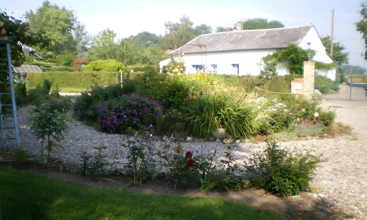 Sainte-Marguerite-sur-Duclair House | Maison Le Clos des Ânes: private terrace and garden in Sainte-Marguerite sur Duclair